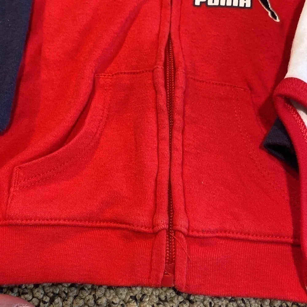 Puma Jacket & Onesie Set Size 6-9 Months in Like New Condition